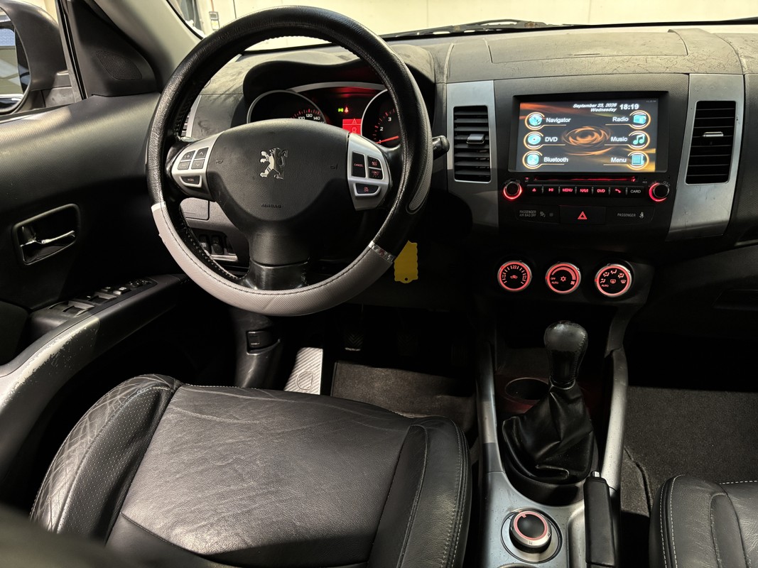 Peugeot 4007