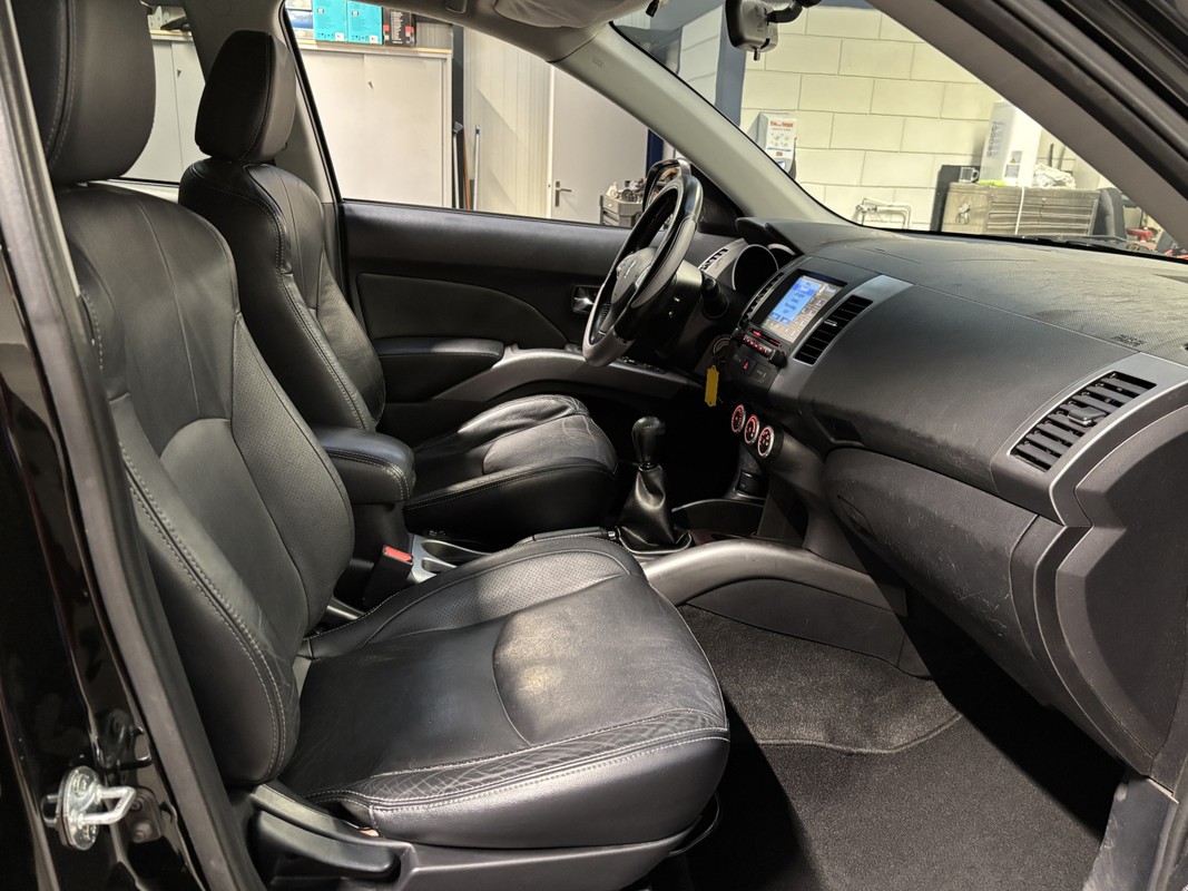 Peugeot 4007
