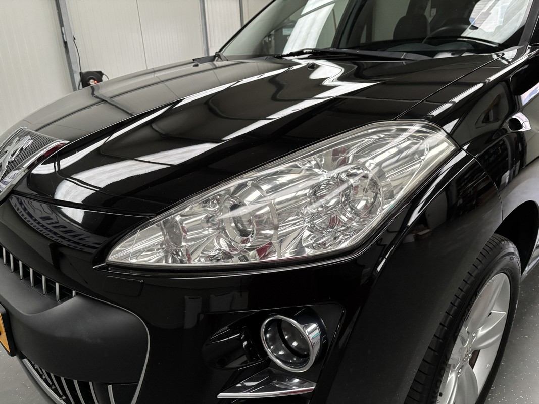 Peugeot 4007