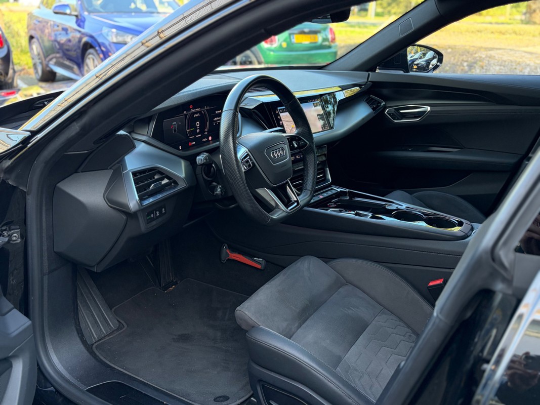 Audi e-tron GT