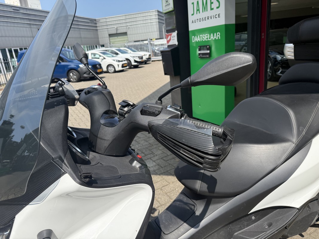Piaggio MP3