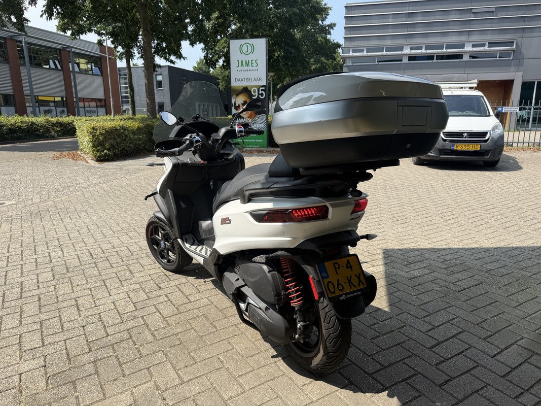 Piaggio MP3