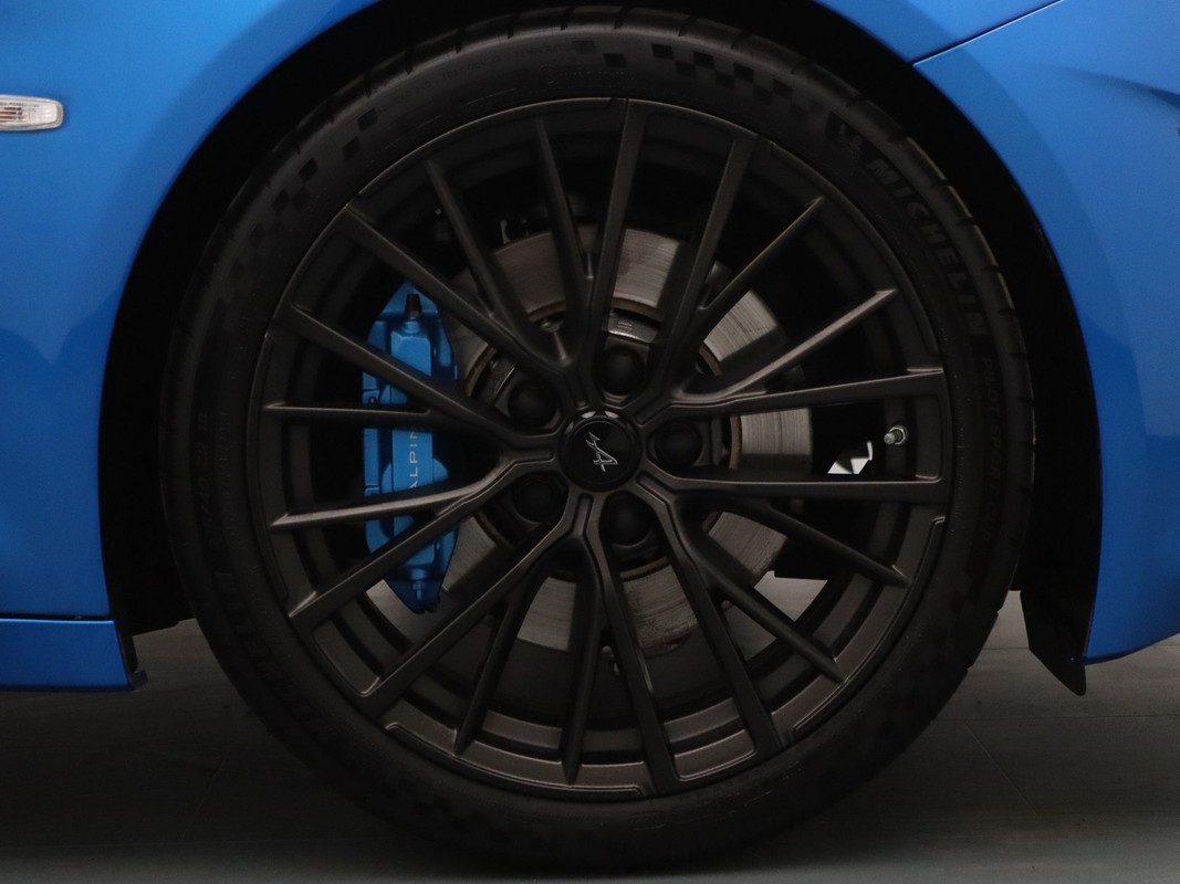 Alpine A110
