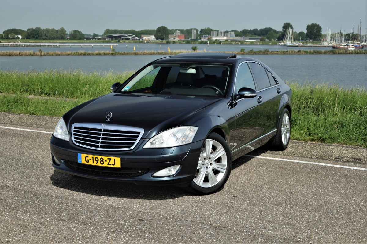 Mercedes-Benz S-Klasse
