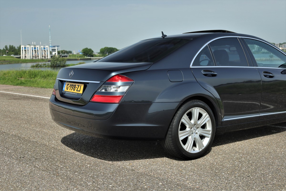 Mercedes-Benz S-Klasse