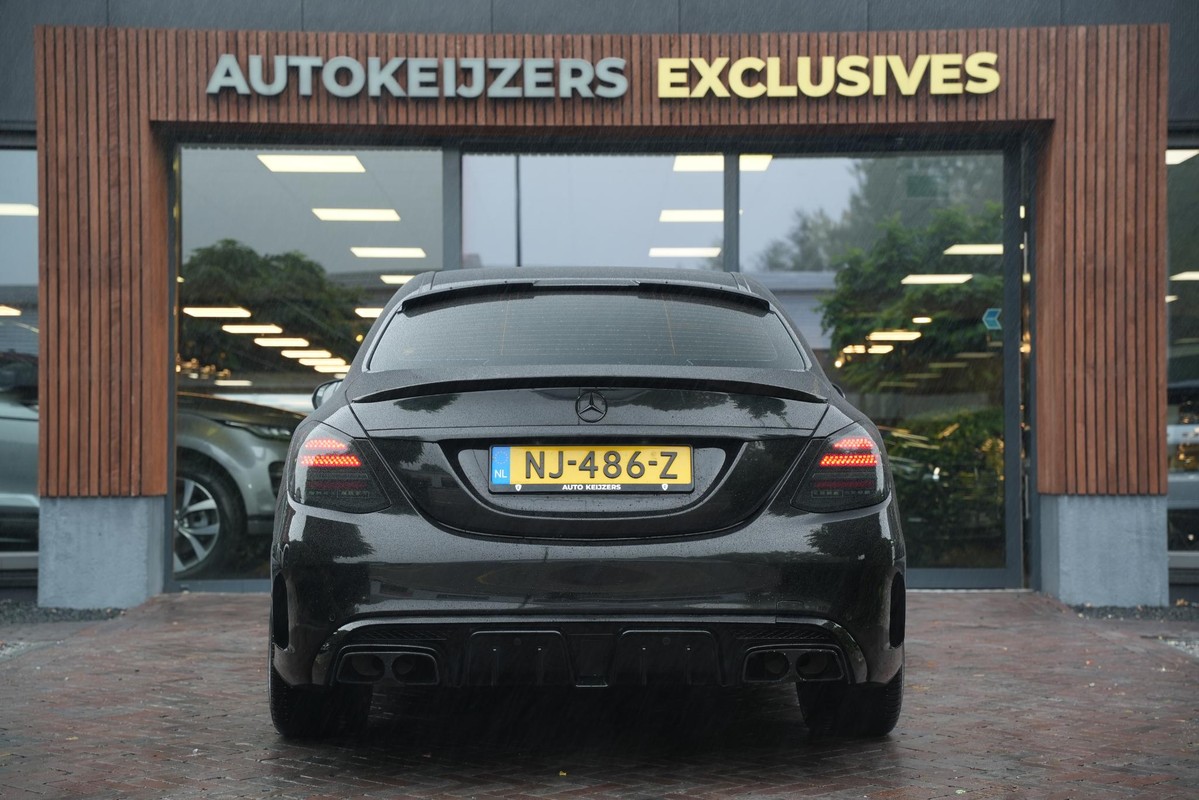 Mercedes-Benz C-Klasse