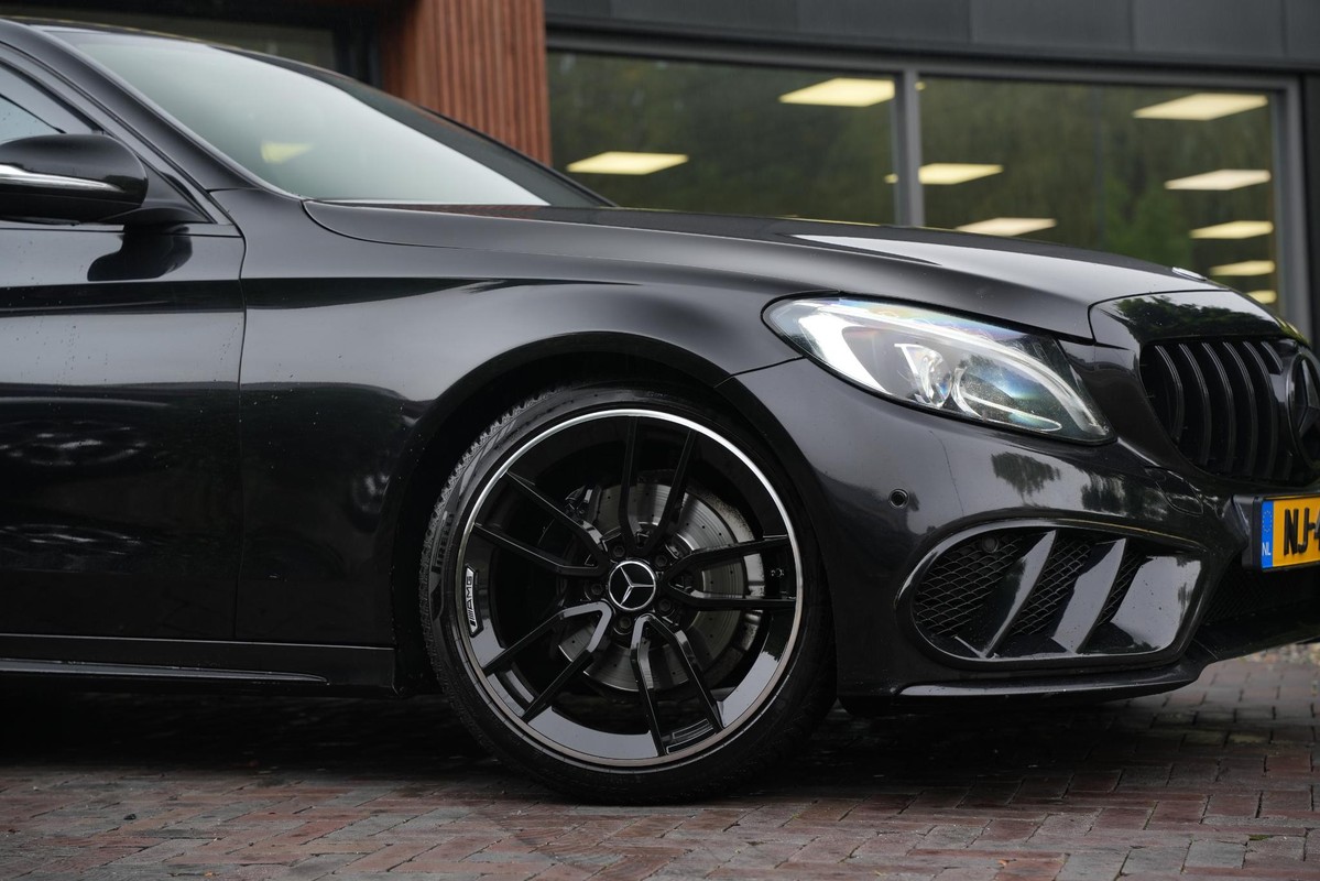 Mercedes-Benz C-Klasse