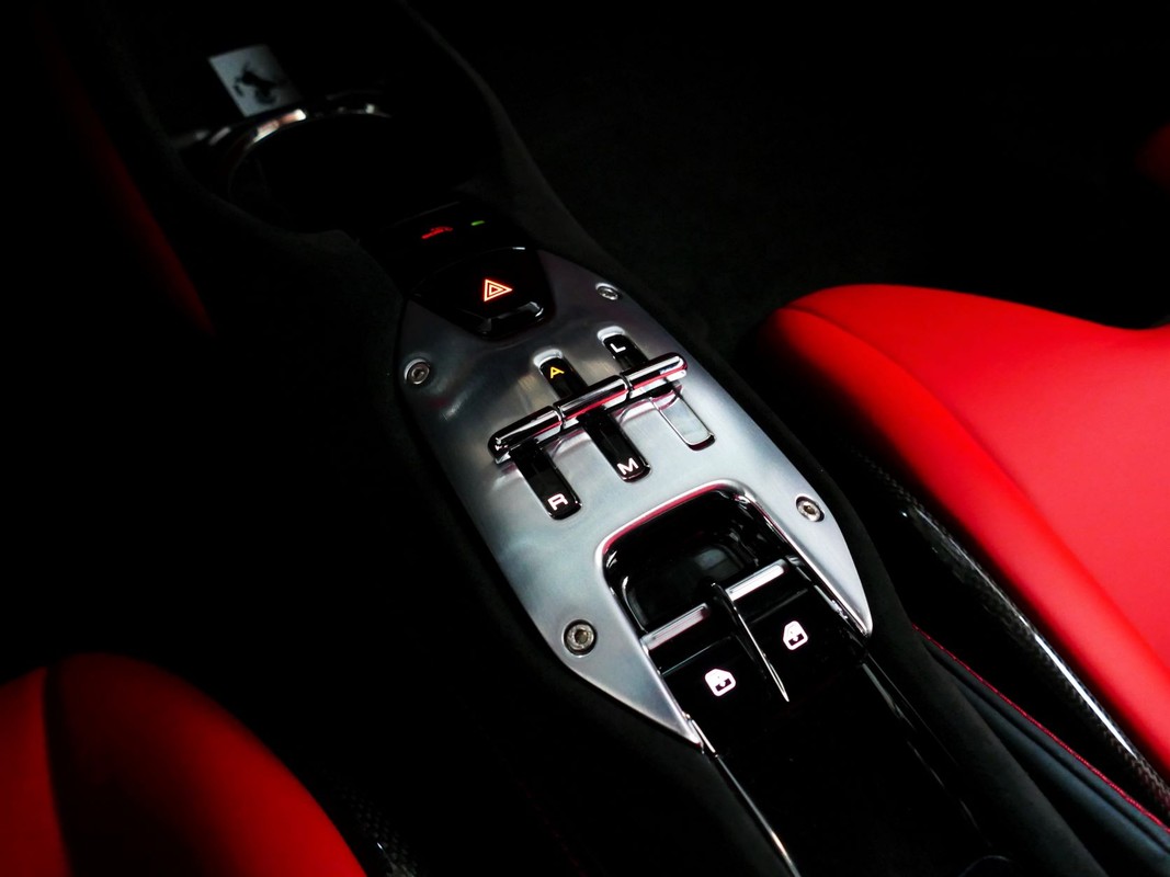 Ferrari SF90 Stradale