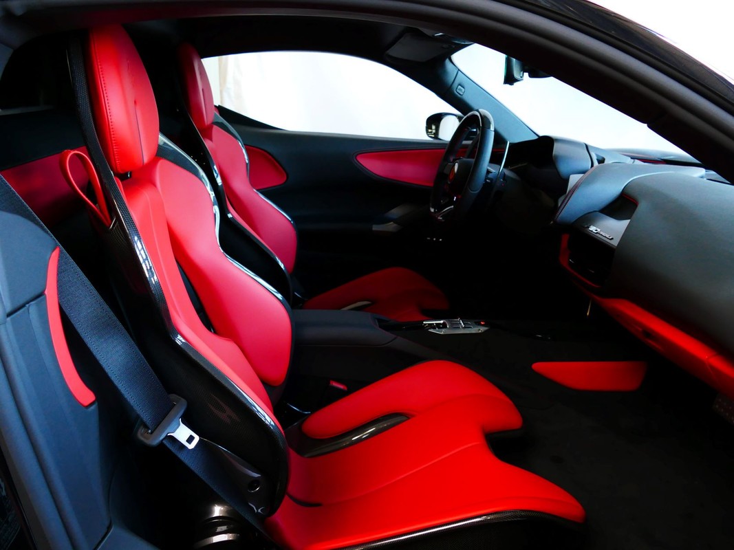 Ferrari SF90 Stradale