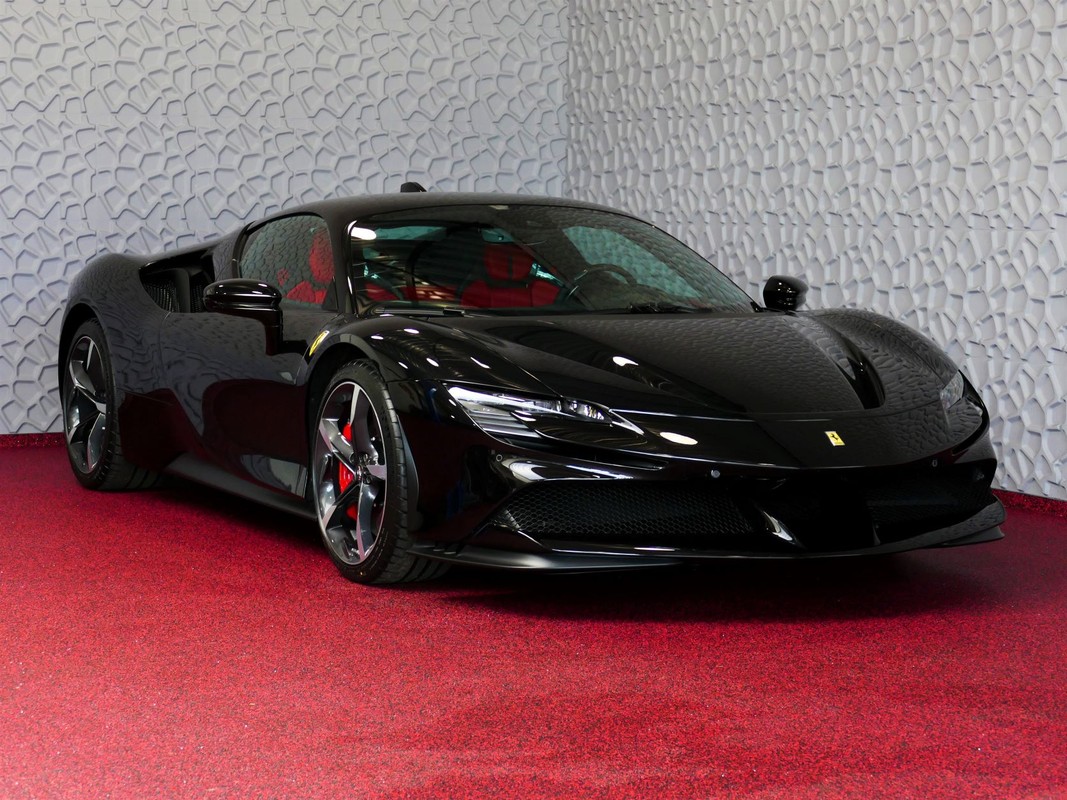 Ferrari SF90 Stradale
