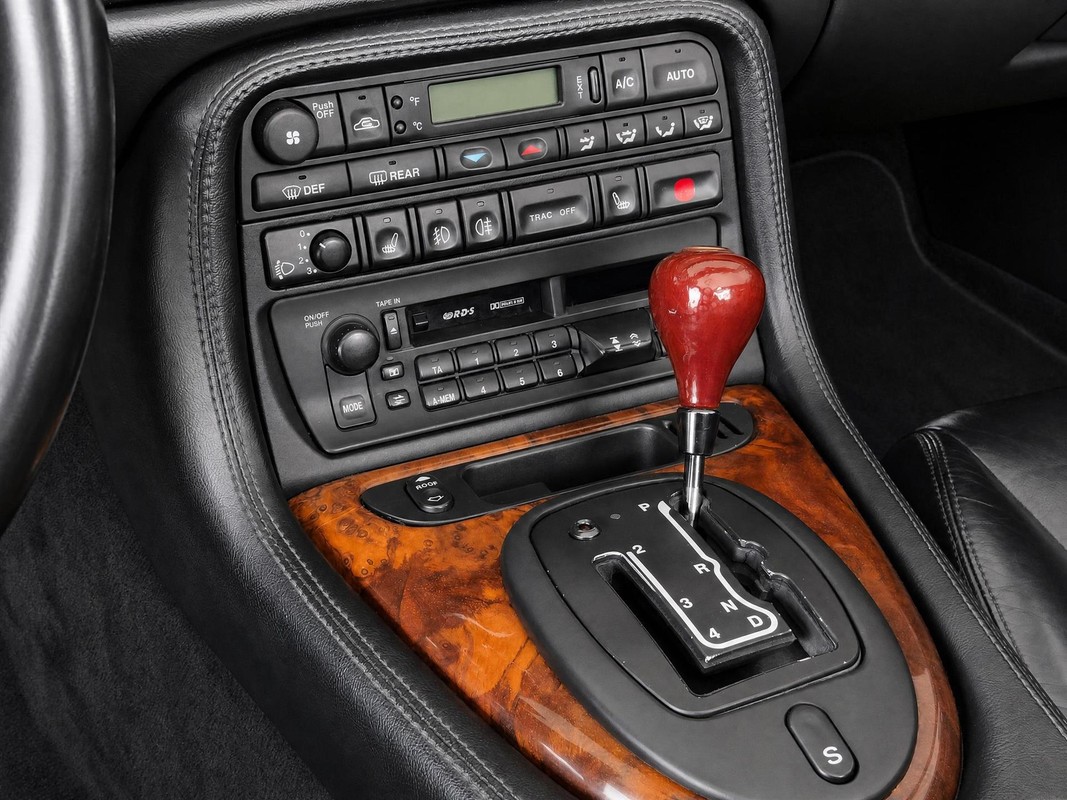 Jaguar XK