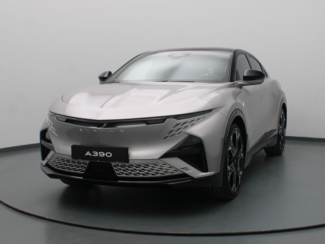 Alpine A390