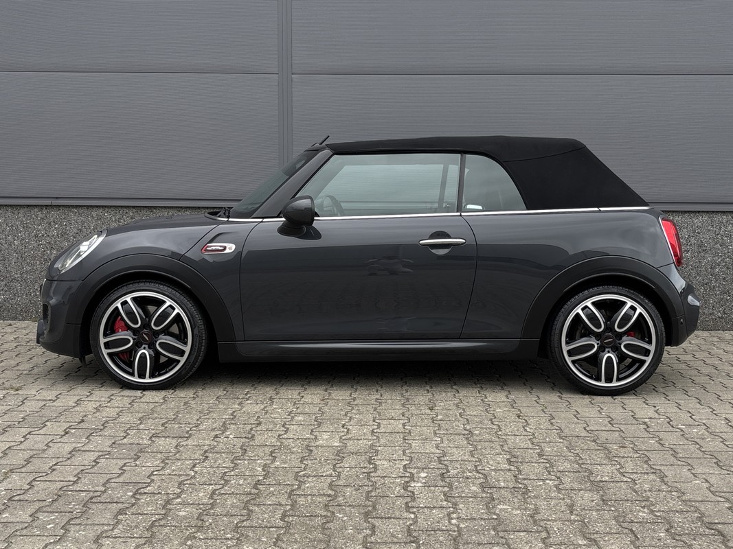 MINI Cooper Cabrio