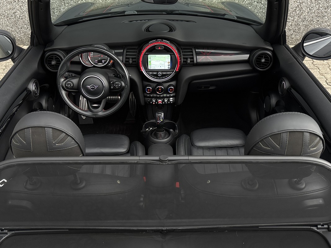 MINI Cooper Cabrio