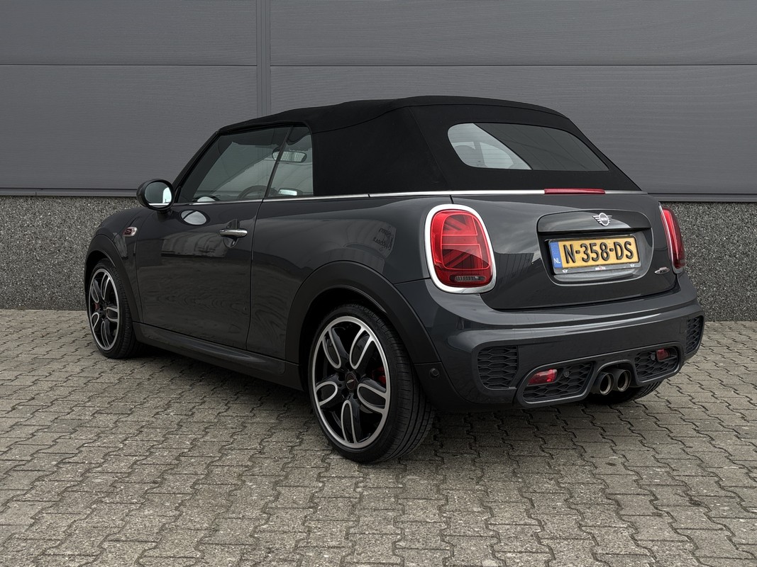 MINI Cooper Cabrio