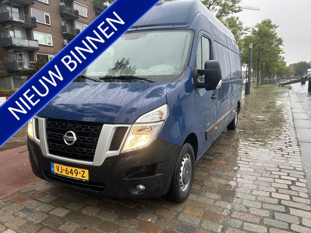 Nissan NV400