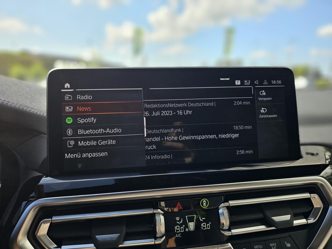 BMW iX3