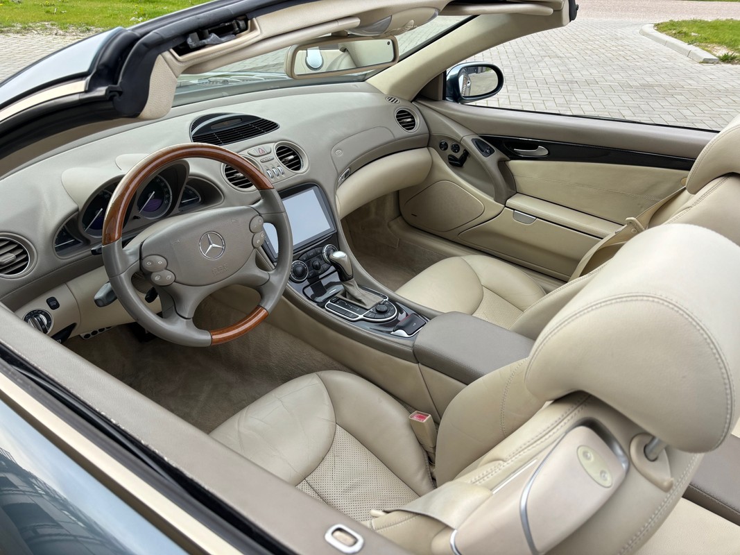 Mercedes-Benz SL