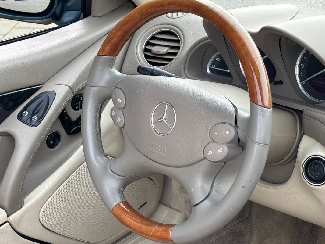 Mercedes-Benz SL