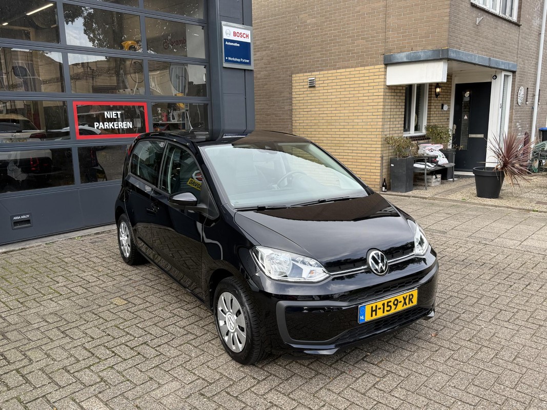 Volkswagen up!
