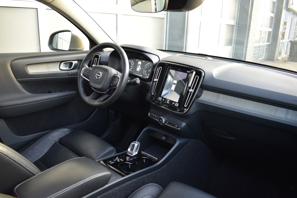 Volvo XC40