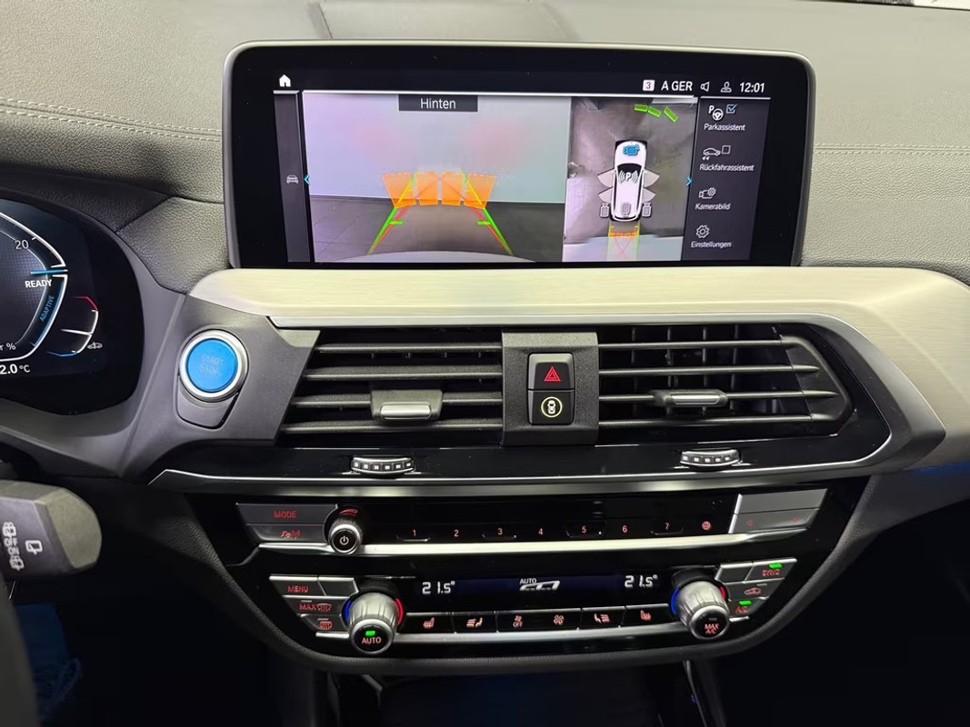 BMW iX3