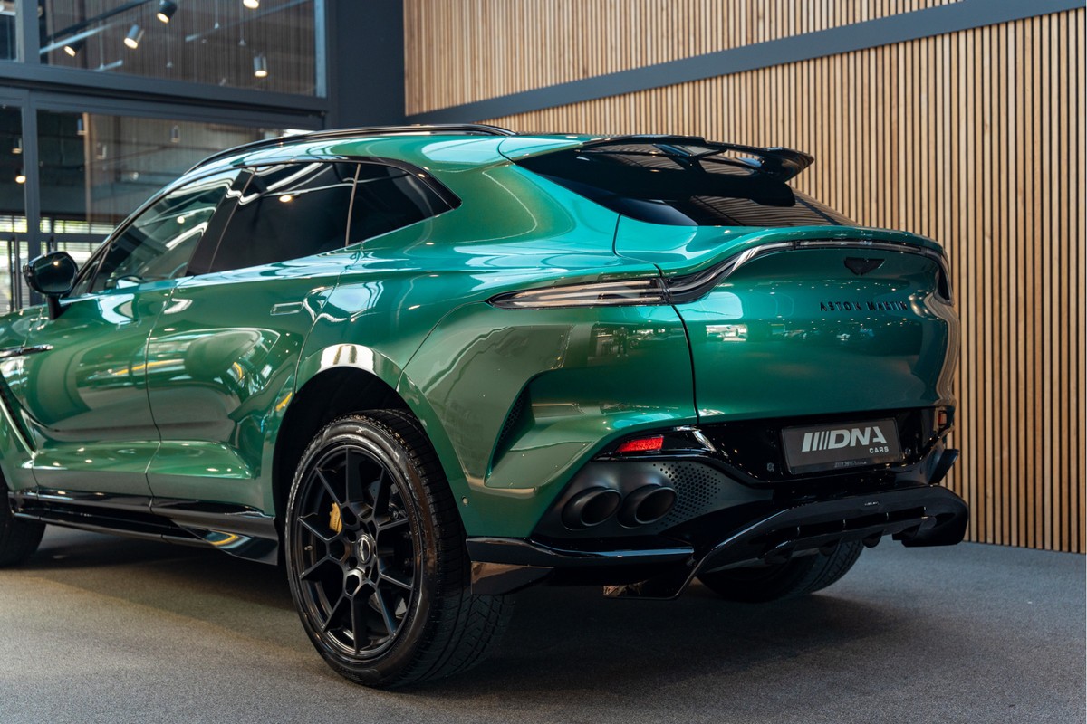 Aston Martin DBX
