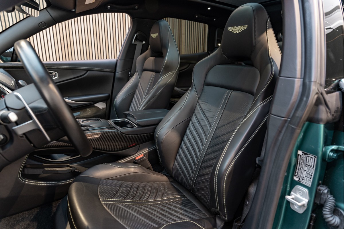 Aston Martin DBX