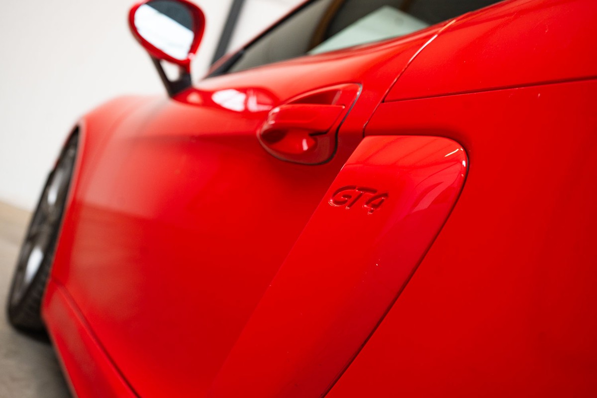 Porsche Cayman