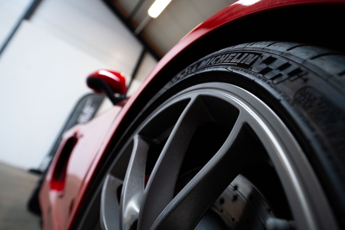 Porsche Cayman