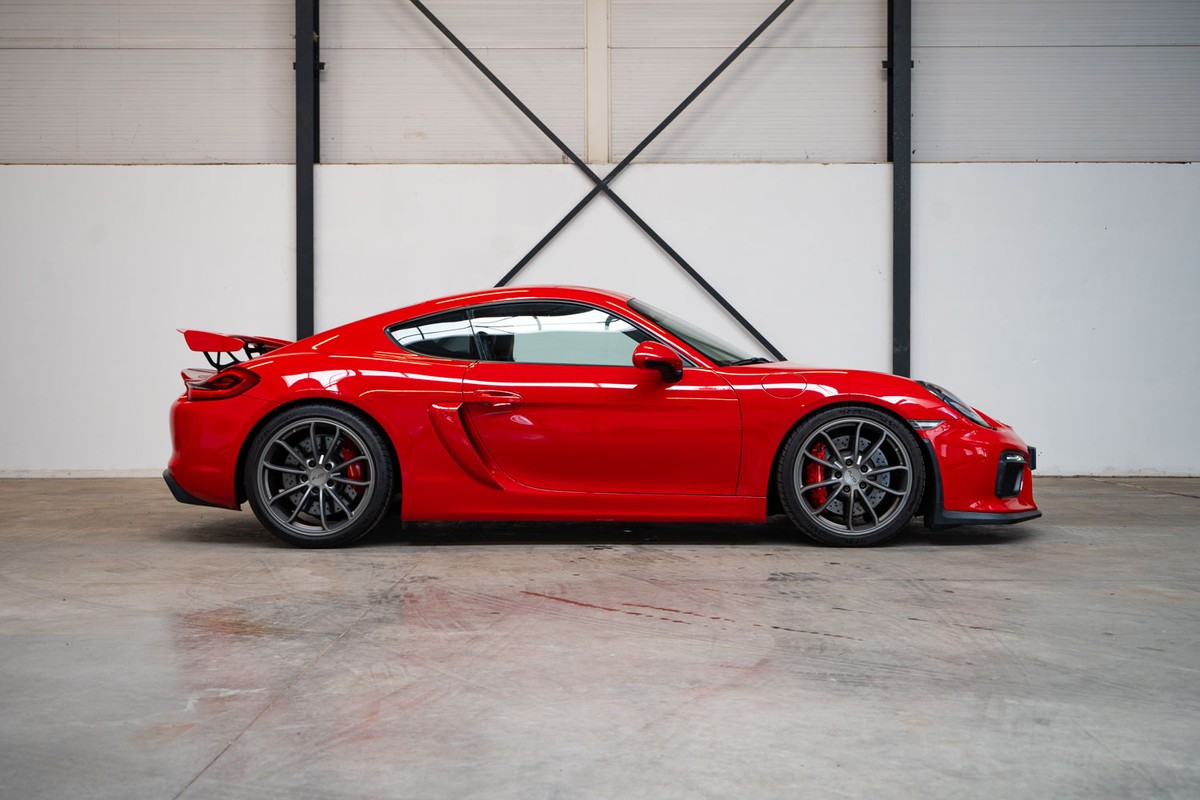 Porsche Cayman