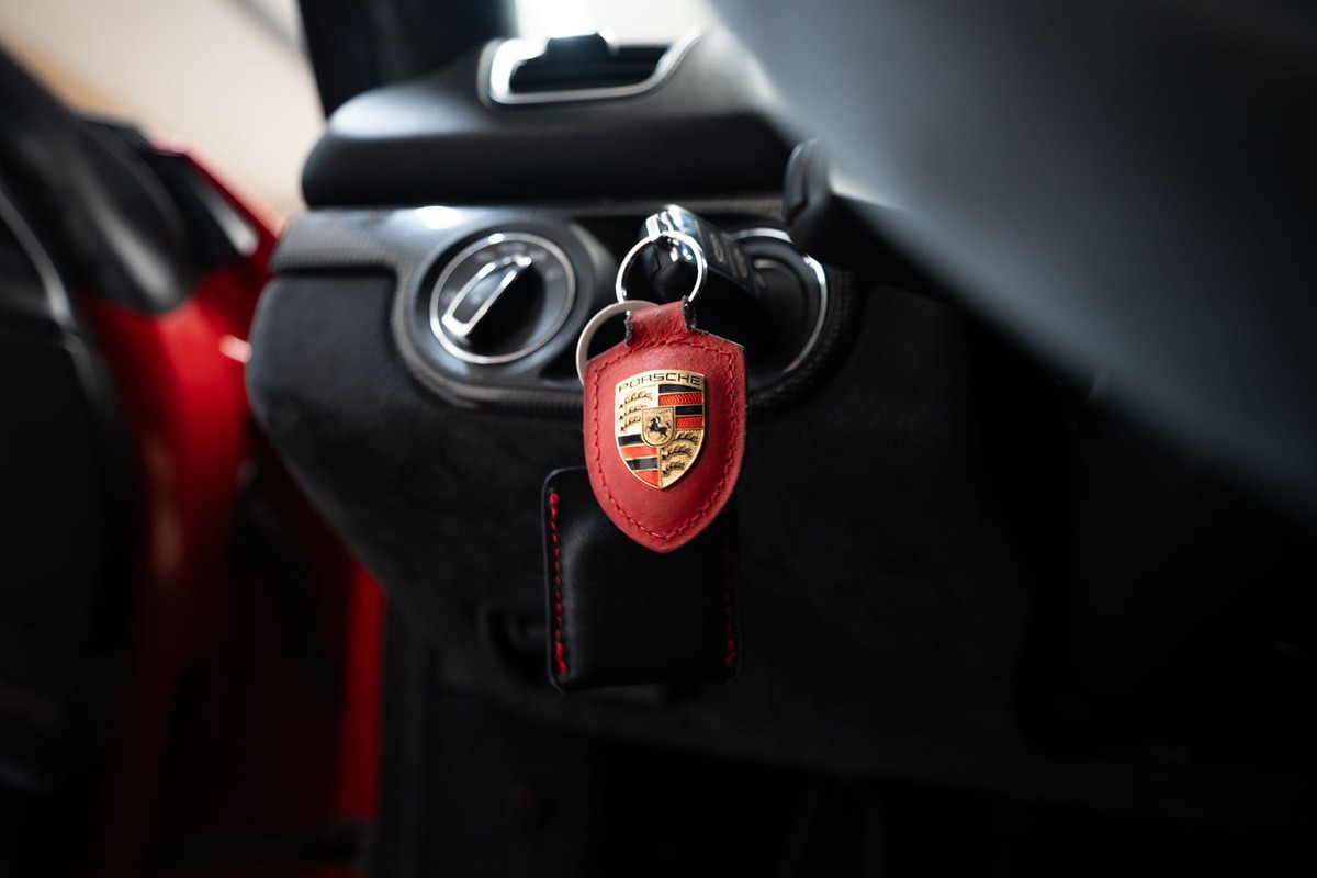 Porsche Cayman
