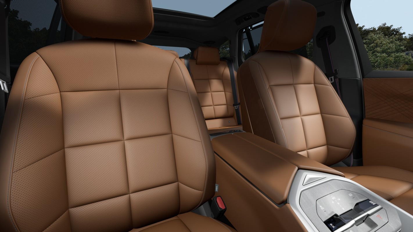 BMW iX5