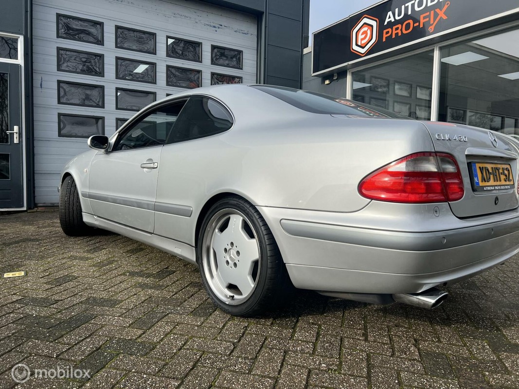 Mercedes-Benz CLK