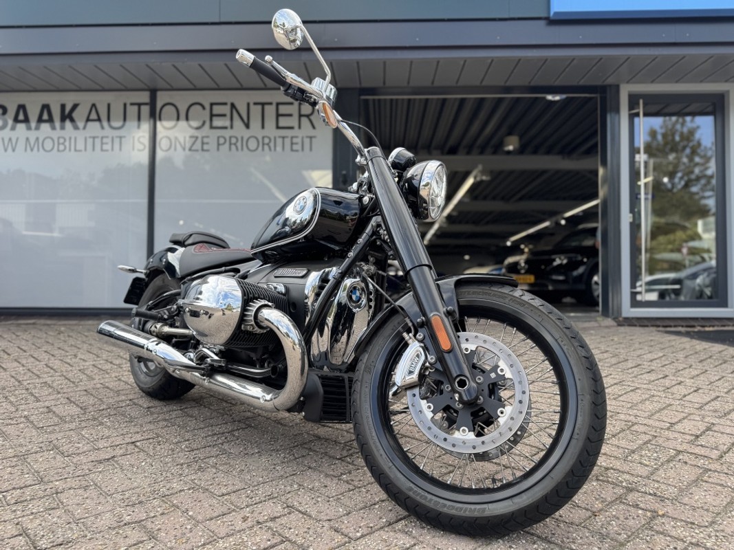 BMW R 18