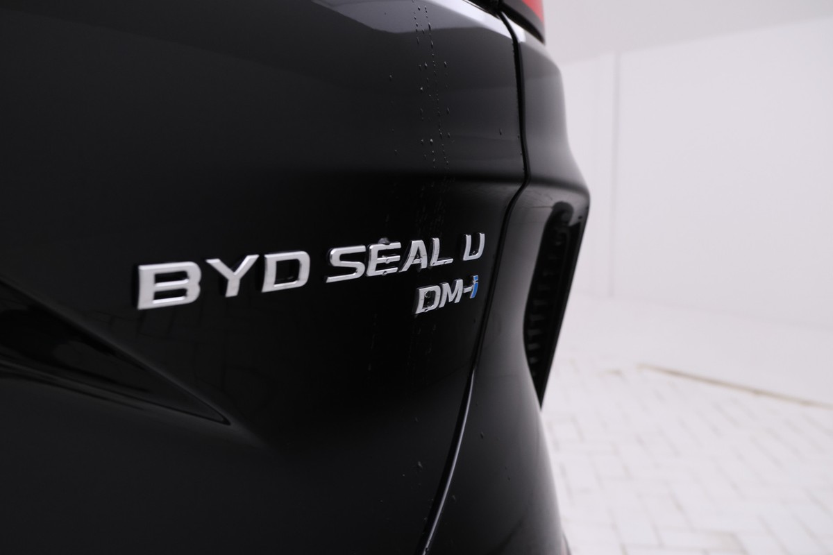 BYD SEAL U