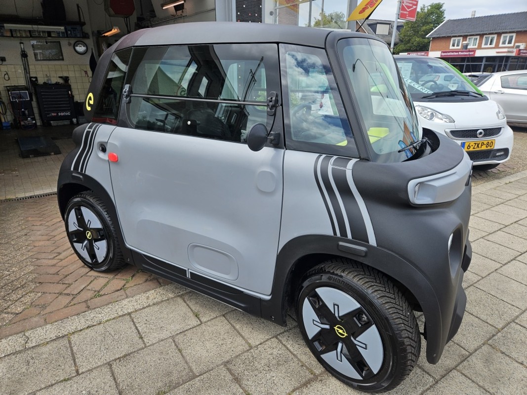 Opel Rocks-e