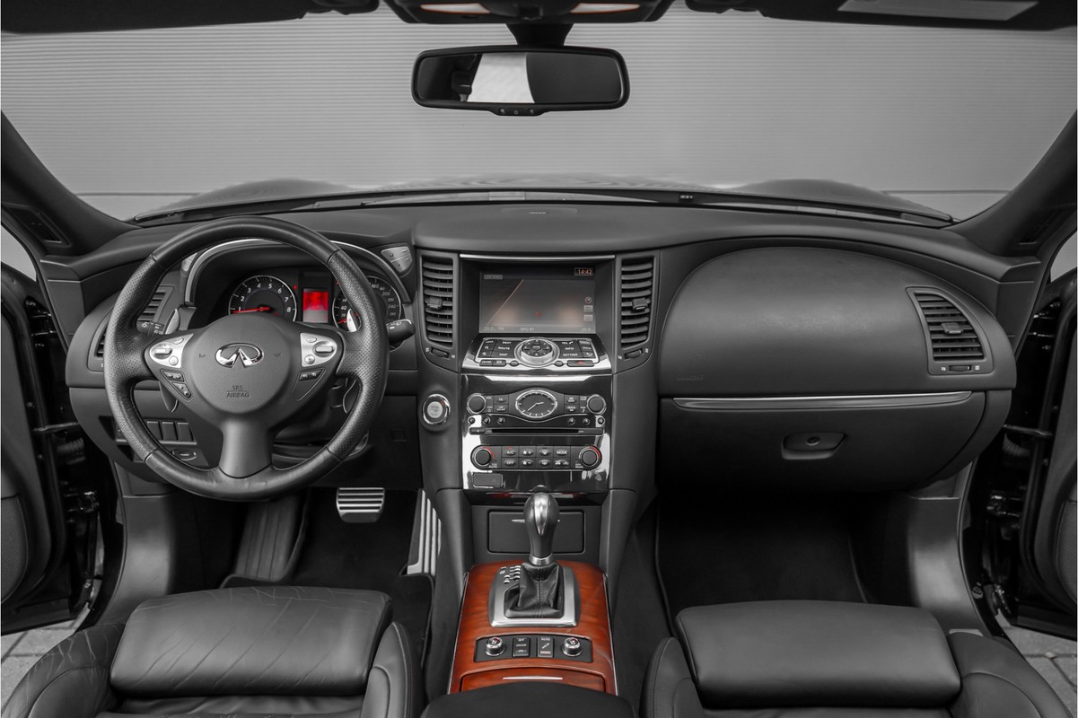 Infiniti FX