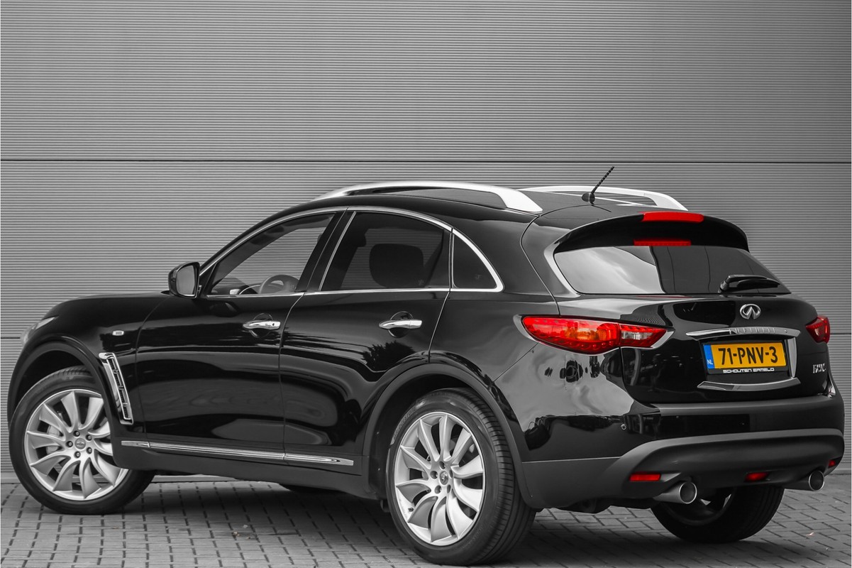 Infiniti FX