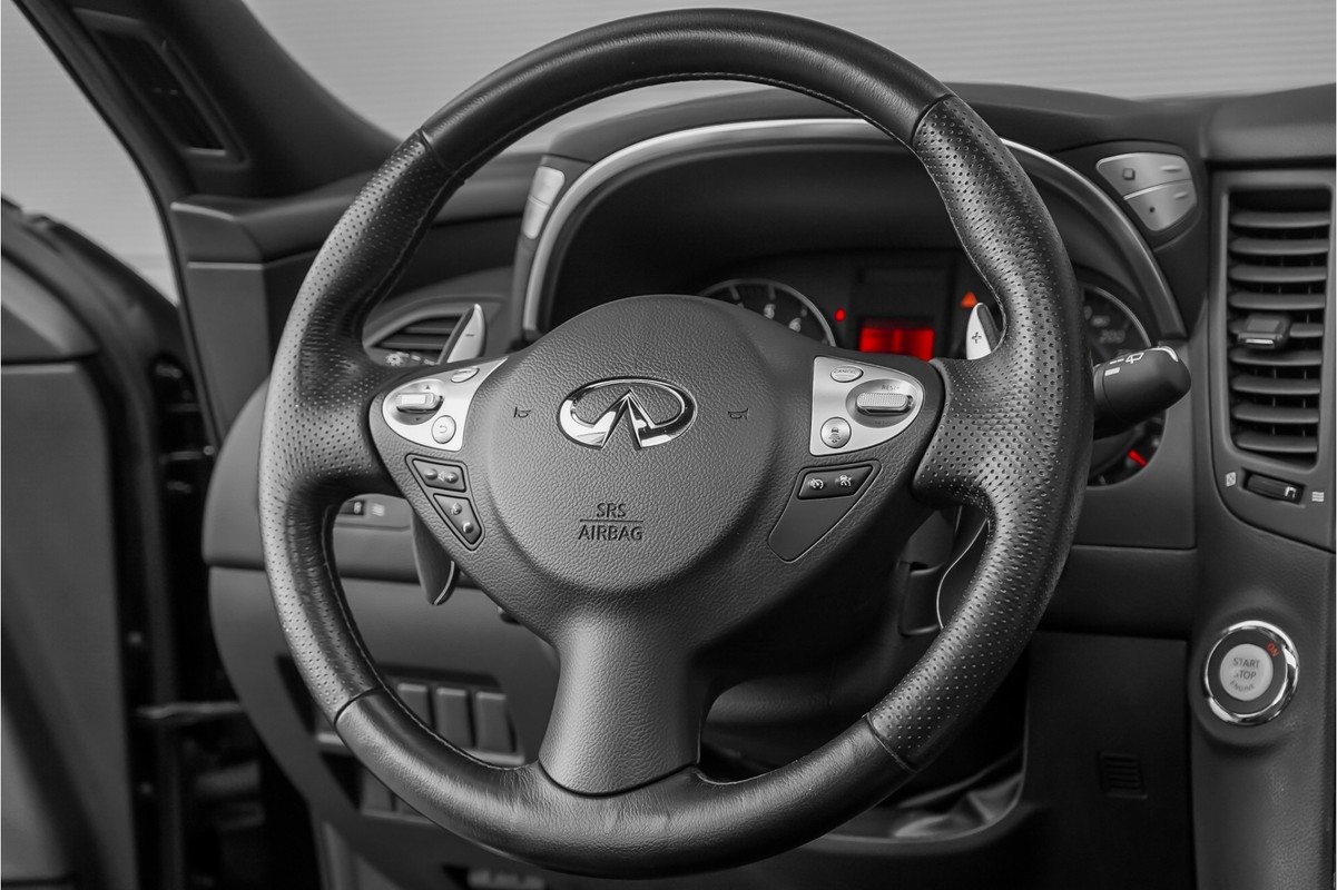 Infiniti FX