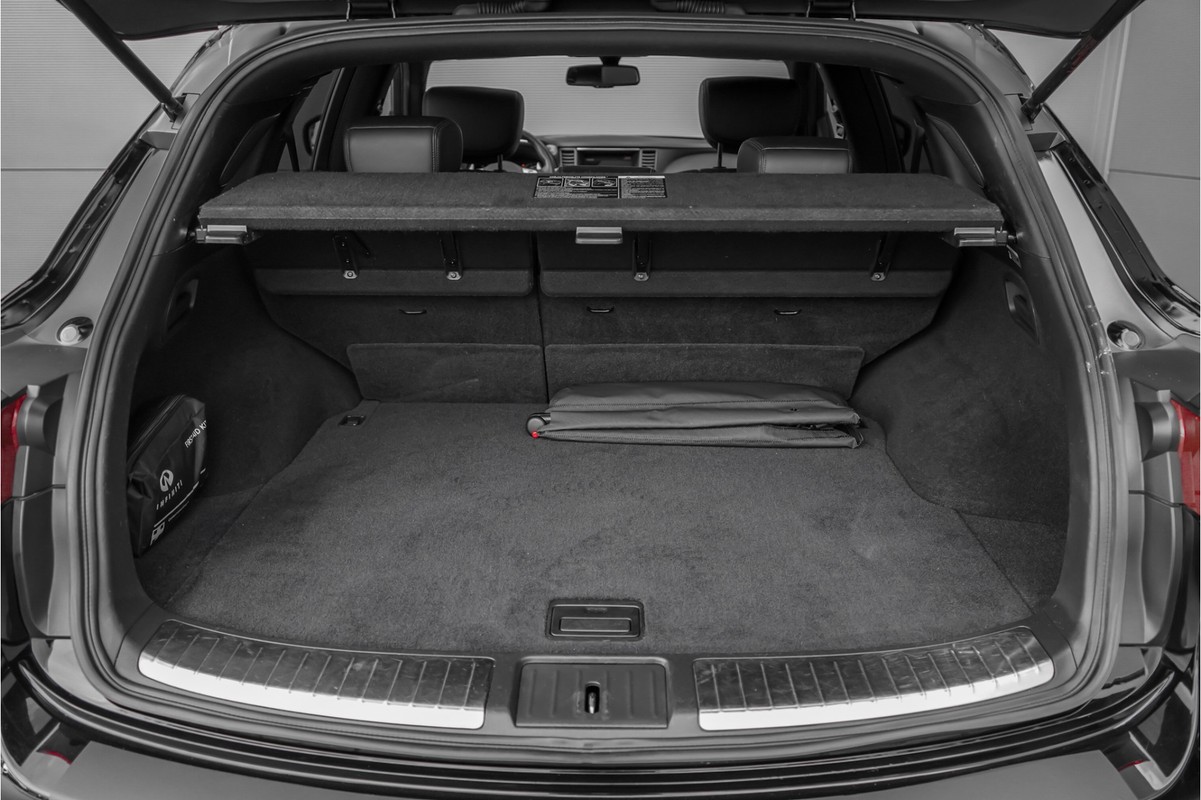 Infiniti FX