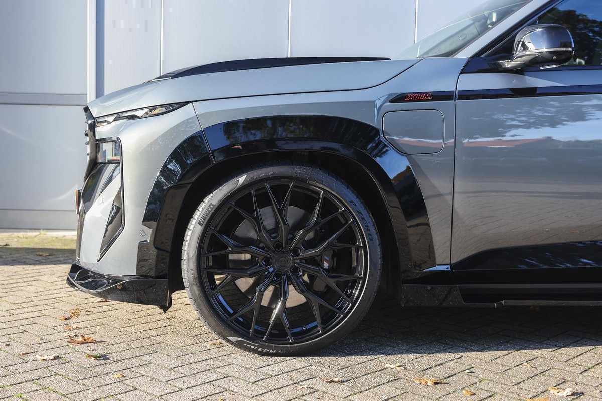 BMW XM