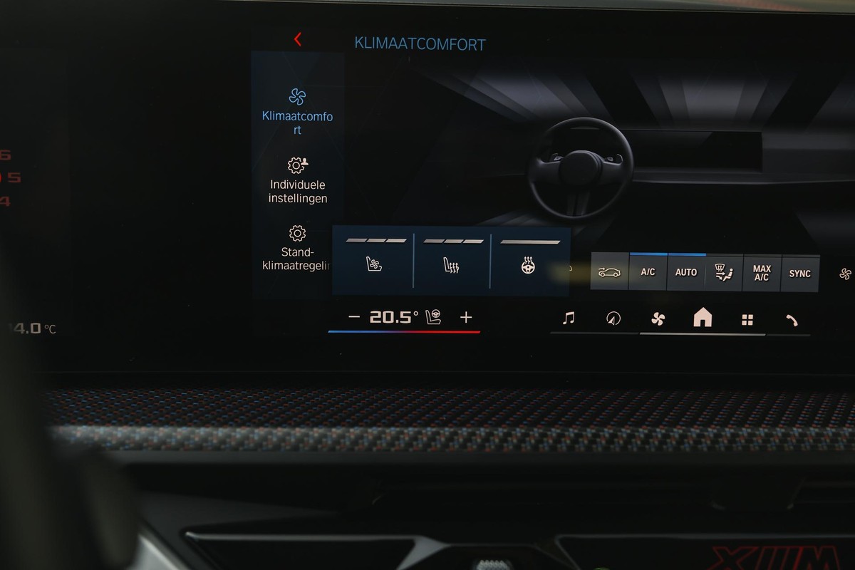 BMW XM