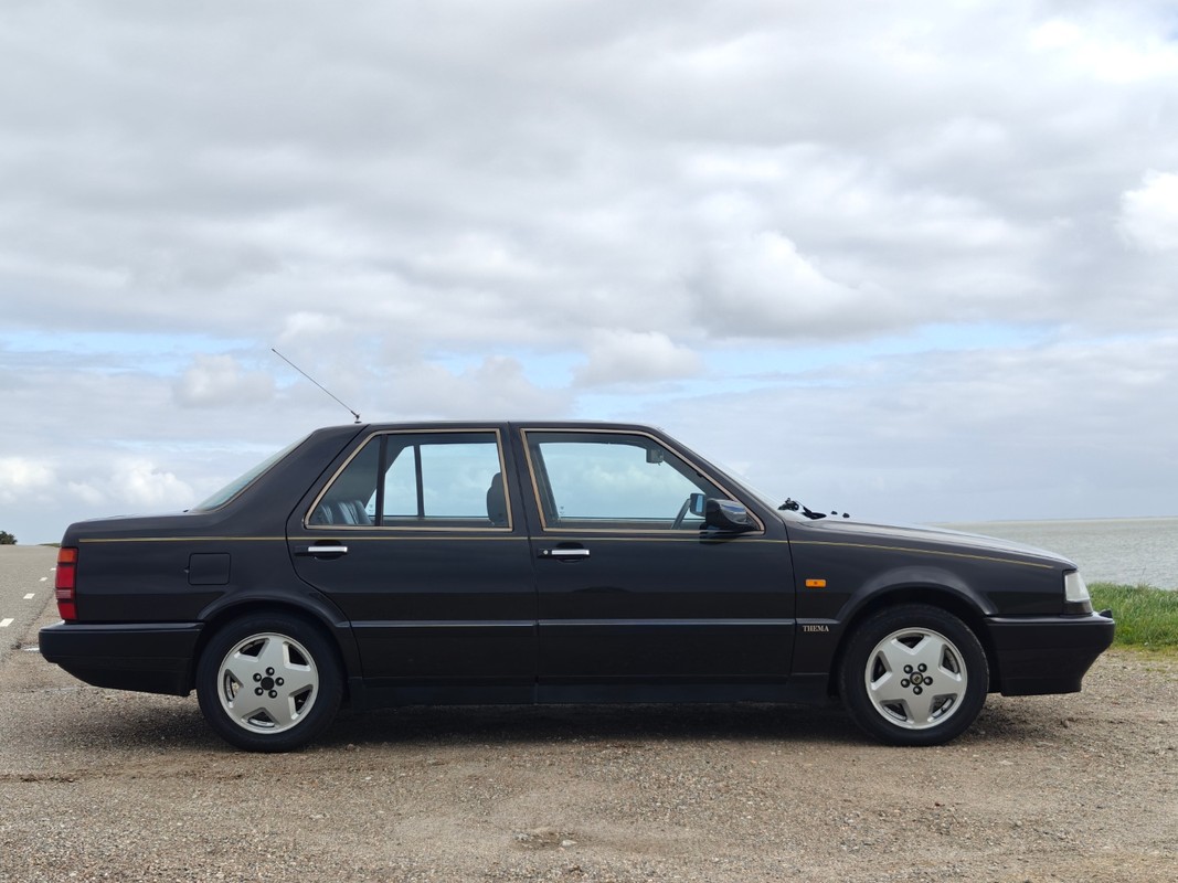 Lancia Thema