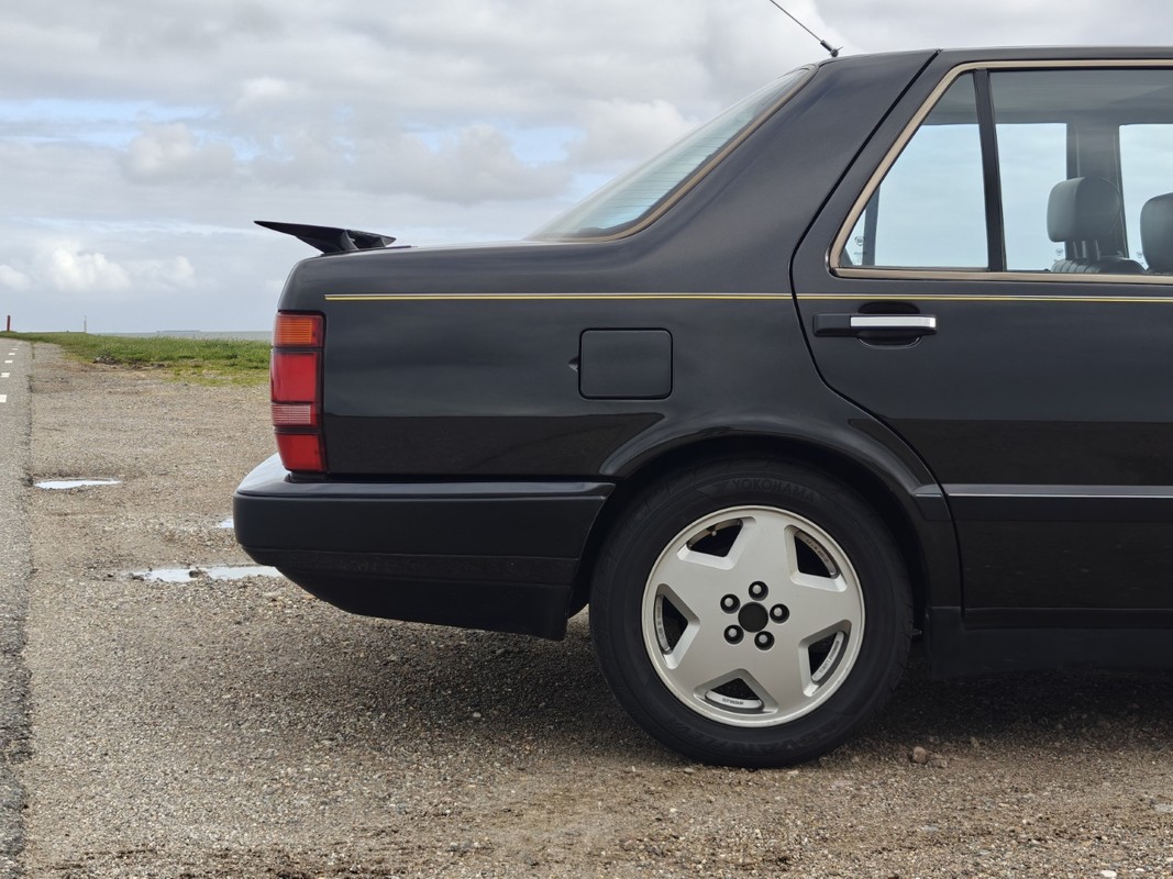 Lancia Thema