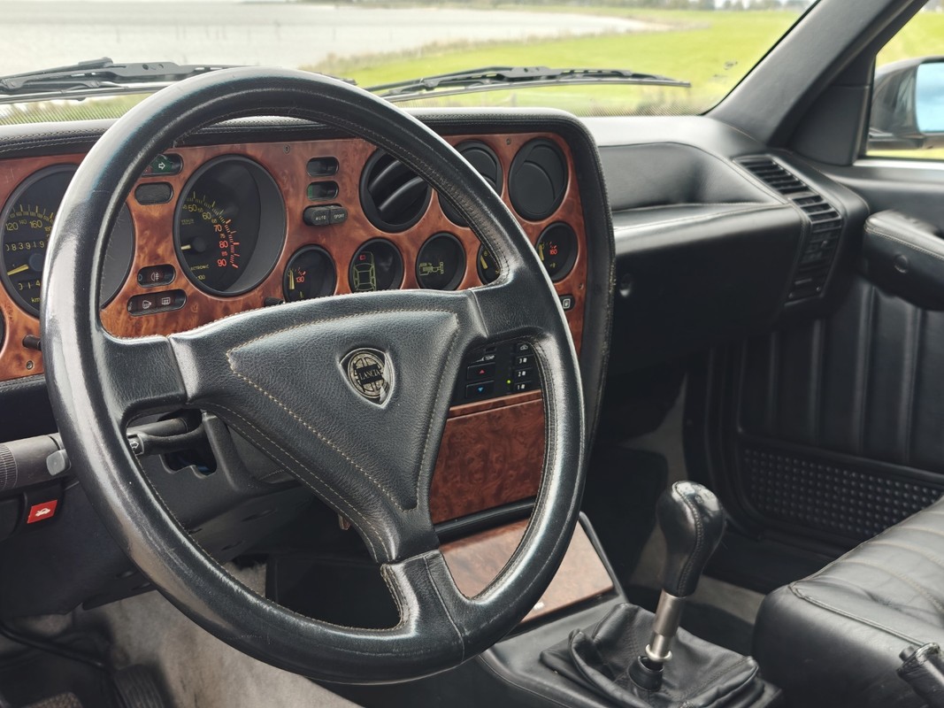 Lancia Thema