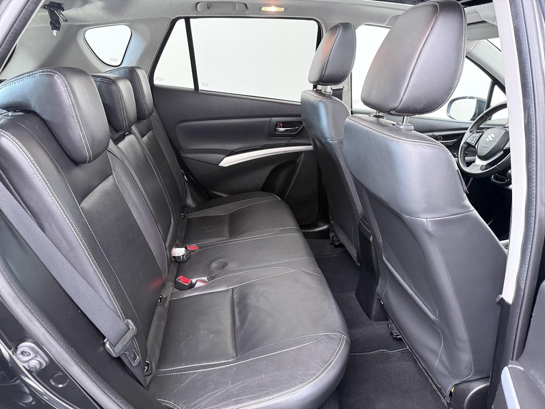 Suzuki S-Cross