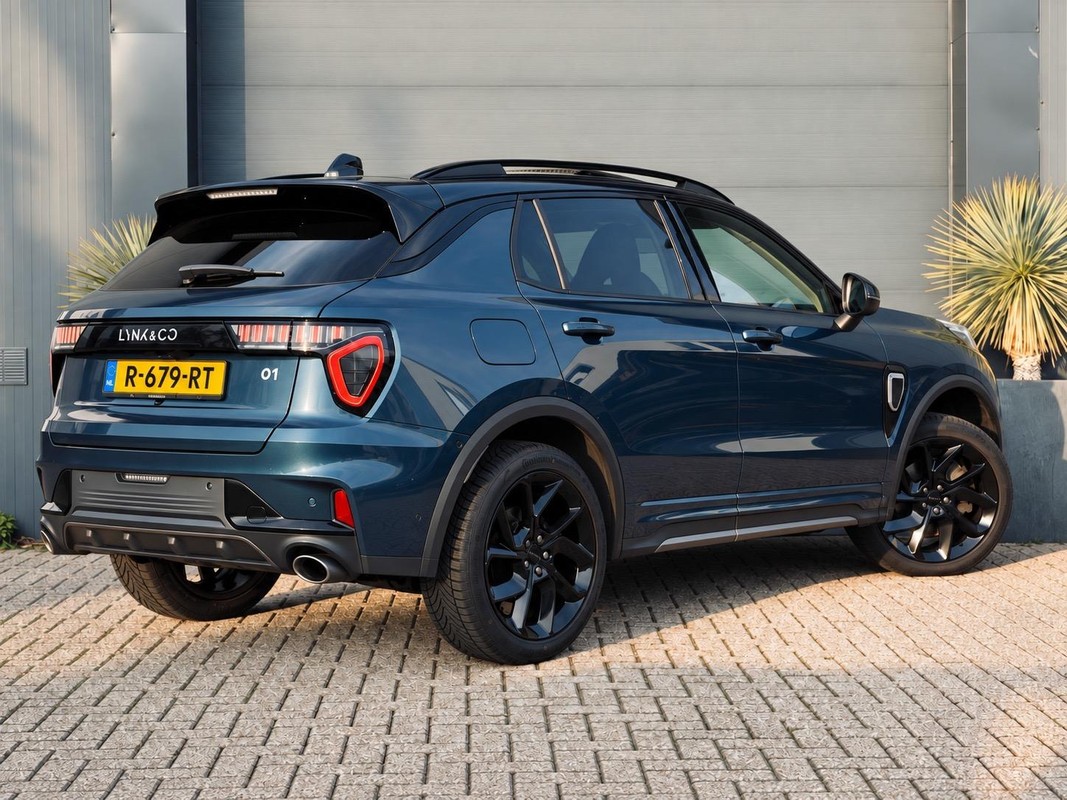 Lynk & Co 01