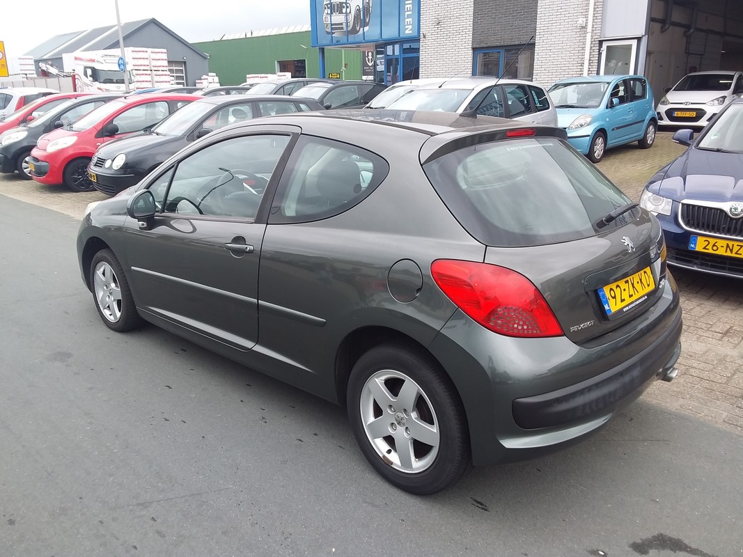 Peugeot 207