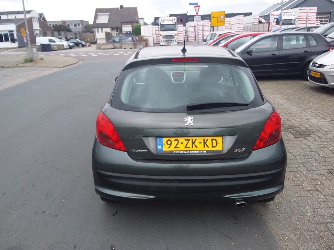 Peugeot 207